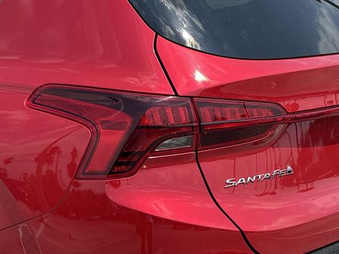 Used 2023 Hyundai Santa Fe SEL FWD image 7