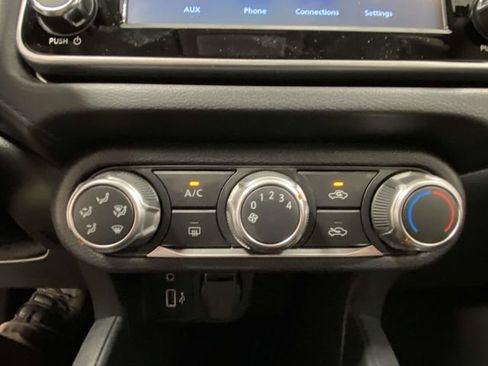 New 2025 Nissan Versa S w/ Trunk Package image 18