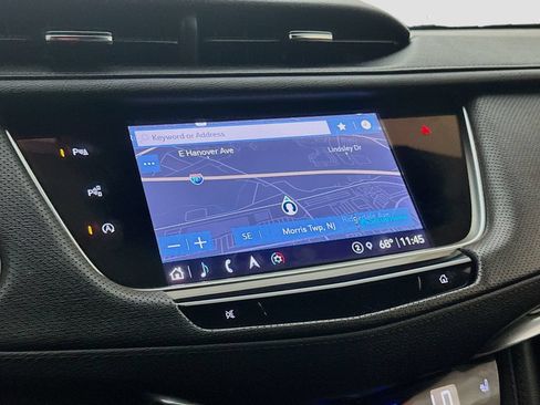 Used 2022 Cadillac XT5 Premium Luxury w/ Technology Package AWD/4WD image 15