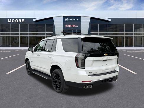 Used 2025 Chevrolet Tahoe Premier AWD/4WD image 4