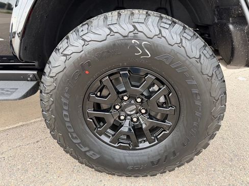 New 2026 Ford Bronco Raptor w/ Interior Carbon Fiber Pack AWD/4WD image 6