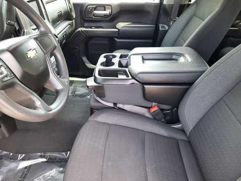 Used 2025 Chevrolet Silverado 2500 Custom w/ Custom Convenience Package image 17