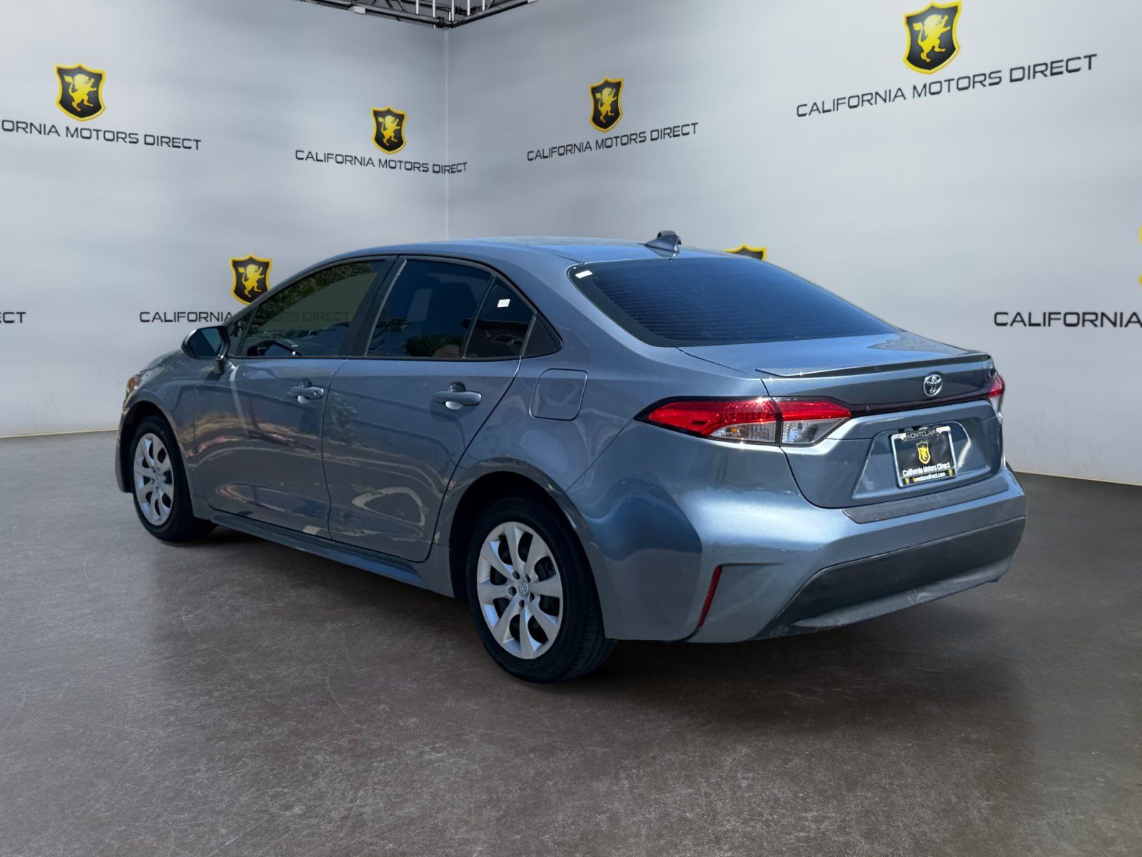 Used 2026 Toyota Corolla LE w/ Carpet Mat Package (TMS) FWD image 3
