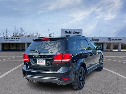 Used 2019 Dodge Journey GT w/ Blacktop Package AWD/4WD image 3