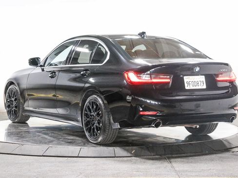 Used 2019 BMW 330i Sedan w/ Convenience Package RWD image 2