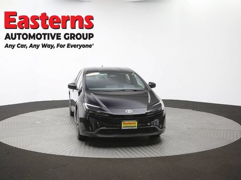 Used 2025 Toyota Prius LE FWD image 49
