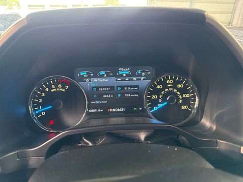Used 2015 Ford F150 Lariat w/ Equipment Group 501A Mid RWD image 24