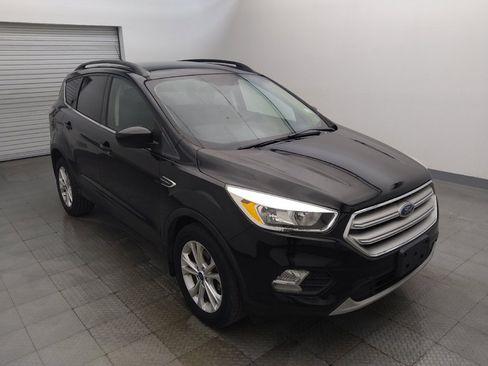 Used 2018 Ford Escape SE w/ SE Sync 3 Package FWD image 13