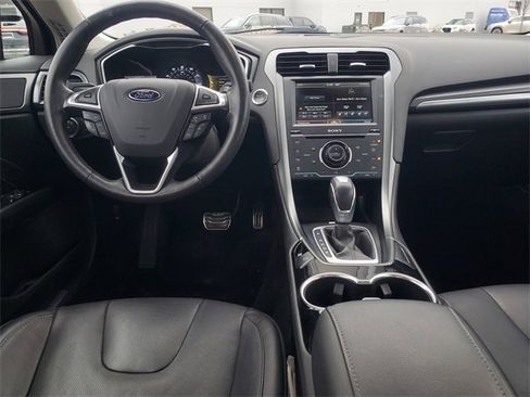 Used 2014 Ford Fusion Titanium image 30