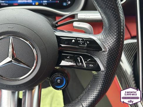 Used 2022 Mercedes-Benz SL 63 AMG 4MATIC image 16