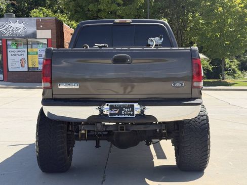 Used 2007 Ford F250 Lariat AWD/4WD image 23
