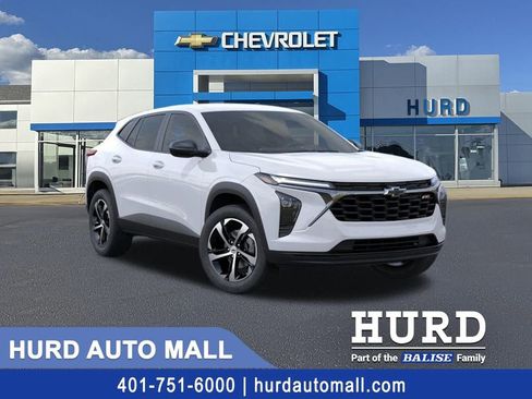 New 2026 Chevrolet Trax RS w/ Driver Confidence Package image 1