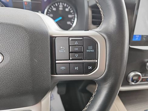 Used 2024 Ford Expedition Limited AWD/4WD image 11