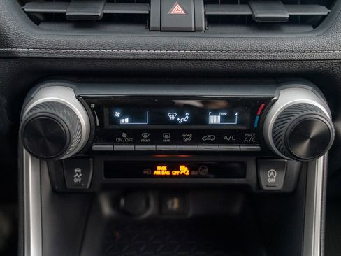 Used 2025 Toyota RAV4 LE image 15