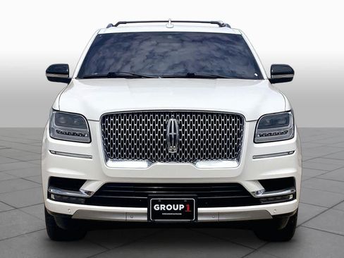 Certified 2020 Lincoln Navigator L Reserve w/ Luxury Package AWD/4WD image 3