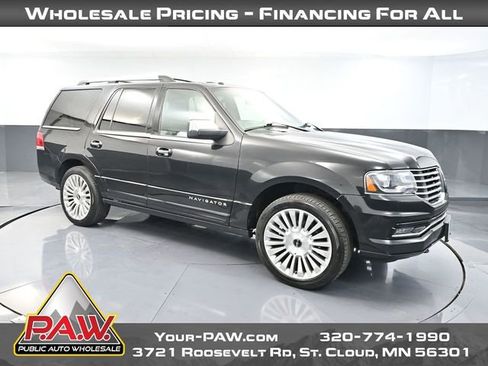 Used 2015 Lincoln Navigator 4WD image 1