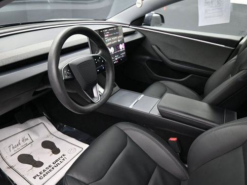 Used 2025 Tesla Model 3 Long Range image 24