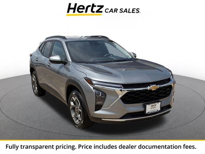 Used 2025 Chevrolet Trax LT