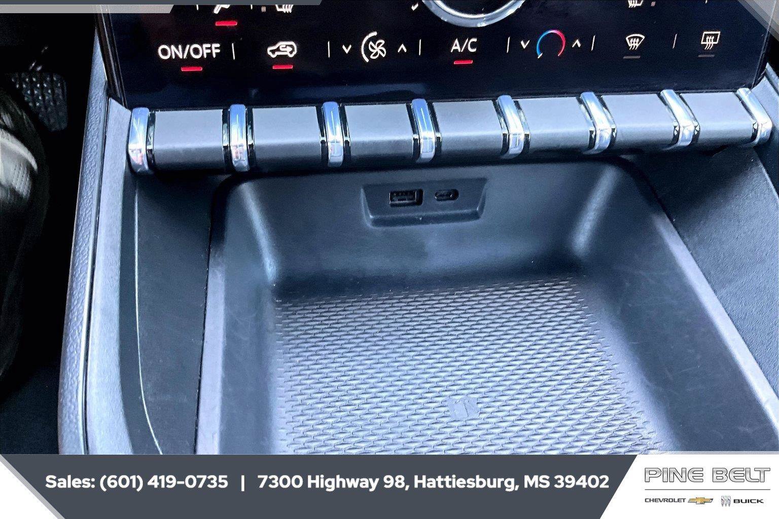 Used 2026 GMC Terrain Elevation FWD image 24