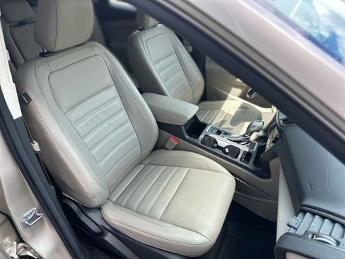 Used 2018 Ford Escape SEL FWD image 27