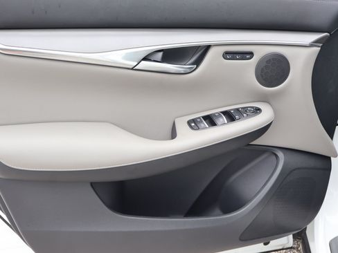 Certified 2023 INFINITI QX50 Luxe FWD image 15