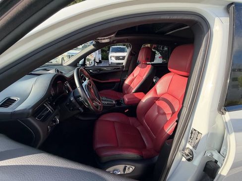 Used 2020 Porsche Macan S AWD/4WD image 10