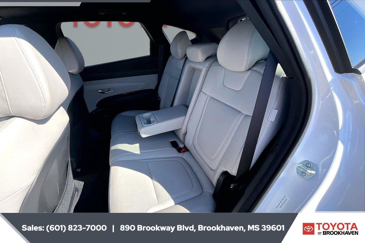 Used 2025 Hyundai Tucson Limited AWD/4WD image 19