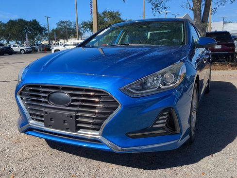 Used 2018 Hyundai Sonata SEL w/ Winter Weather Package image 9