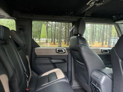 Used 2024 Ford Bronco Wildtrak AWD/4WD image 25