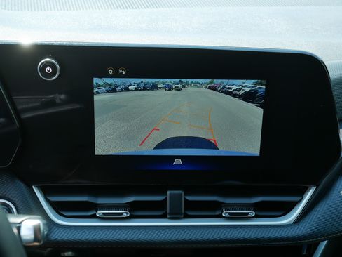 Used 2025 Chevrolet Equinox LT AWD/4WD image 27