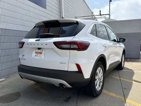 Used 2024 Ford Escape Active image 4