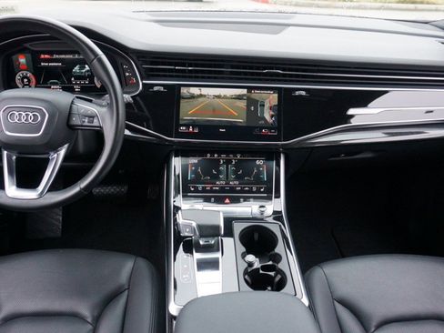 Used 2021 Audi Q7 3.0T Prestige image 29