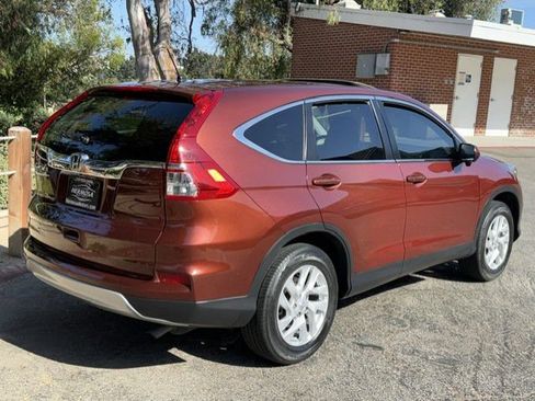 Used 2016 Honda CR-V EX image 3
