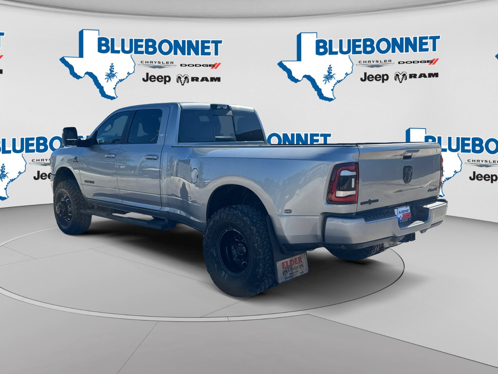 Certified 2024 RAM 3500 Lone Star w/ Night Edition AWD/4WD image 7