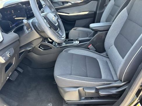 Used 2024 Chevrolet TrailBlazer LS w/ LS Convenience Package AWD/4WD image 19
