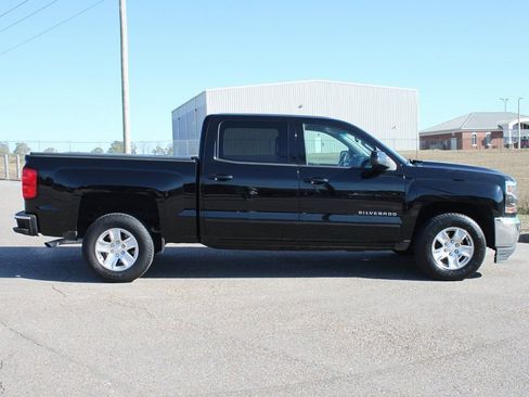 Used 2017 Chevrolet Silverado 1500 LT w/ All Star Edition image 15