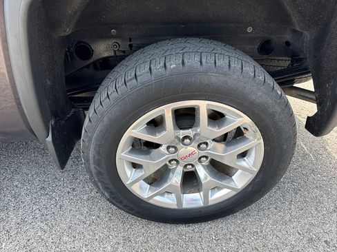 Used 2016 GMC Sierra 1500 SLT w/ SLT Premium Package AWD/4WD image 4