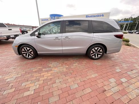 Certified 2025 Honda Odyssey EX-L image 31