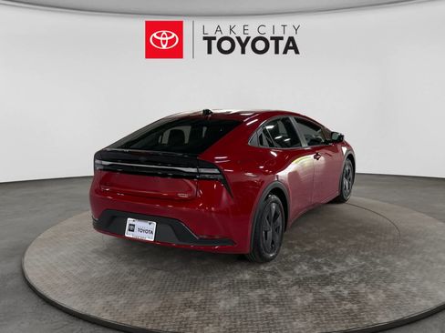 New 2026 Toyota Prius Plug-In Hybrid FWD image 6