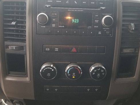 Used 2012 RAM 3500 ST w/ ST Decor Group image 15