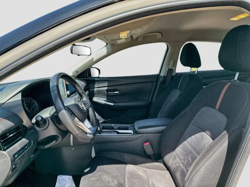 Used 2024 Nissan Sentra SR FWD image 10