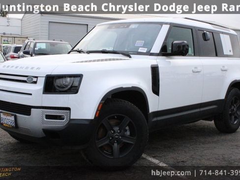 Used 2021 Land Rover Defender 110 image 8