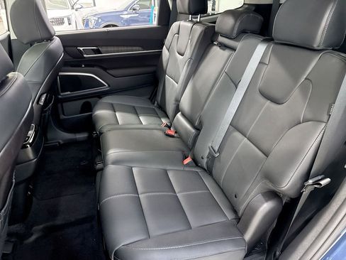 New 2025 Kia Telluride EX image 29