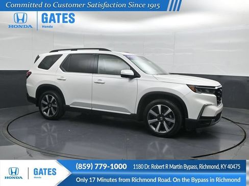 Certified 2025 Honda Pilot Elite image 1