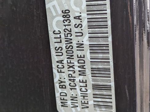 Used 2025 Jeep Wrangler Unlimited Rubicon w/ Convenience Group image 35