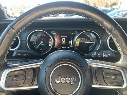 Used 2021 Jeep Wrangler Unlimited Sahara w/ Cold Weather Group image 24