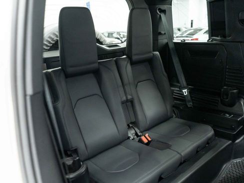 Used 2023 Land Rover Defender 110 X-Dynamic SE AWD/4WD image 14