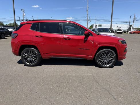 Used 2022 Jeep Compass Limited w/ (RED) Package AWD/4WD image 6