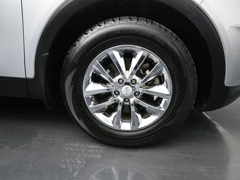 Used 2017 Kia Sorento L image 40