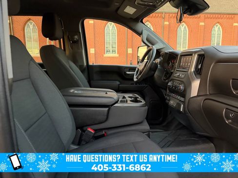 Used 2024 Chevrolet Silverado 2500 Custom w/ Custom Convenience Package image 6